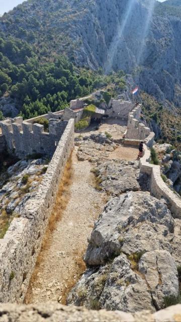 Sea View Panorama Apartment L Omis Exterior photo